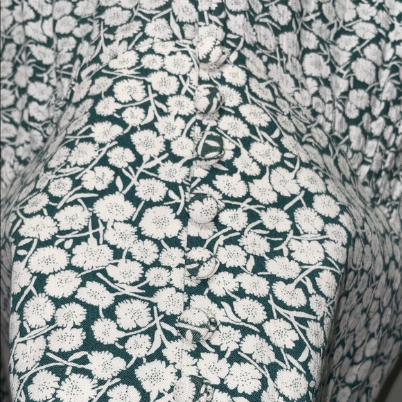 Abercrombie & Fitch Green Floral Blouse - Picture 4 of 4